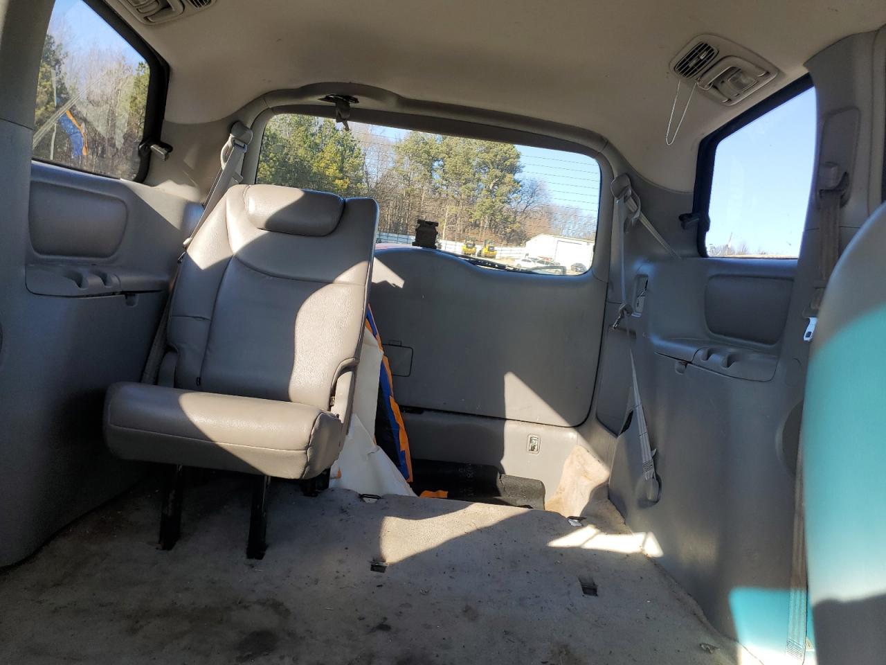 2005 Toyota Sienna - Image 10
