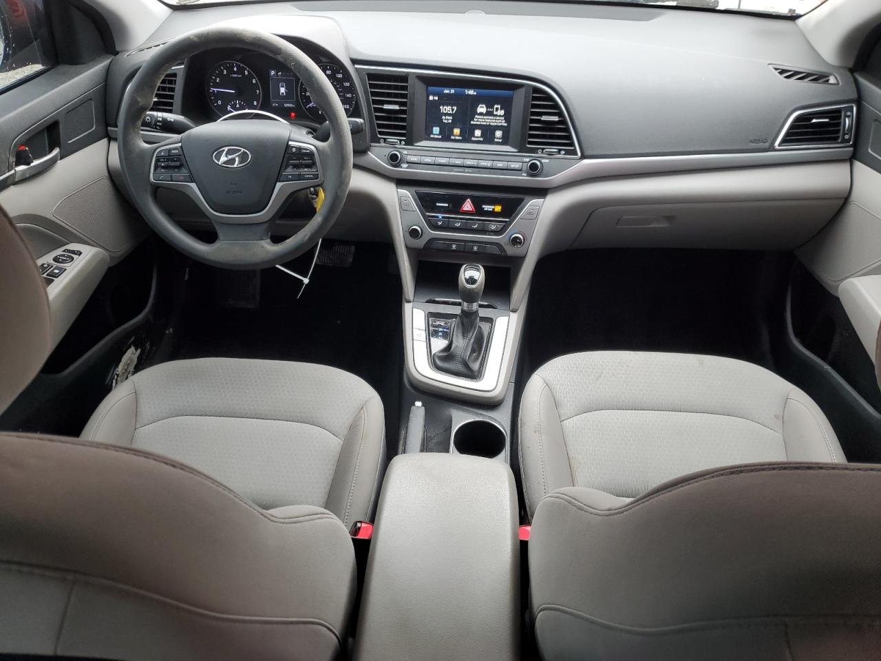 2018 Hyundai Elantra - Image 8