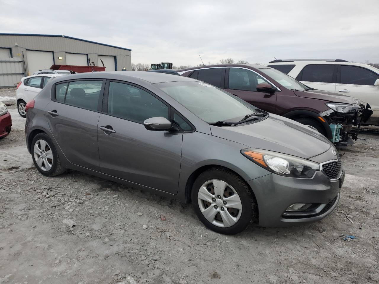 2016 Kia Forte - Image 4