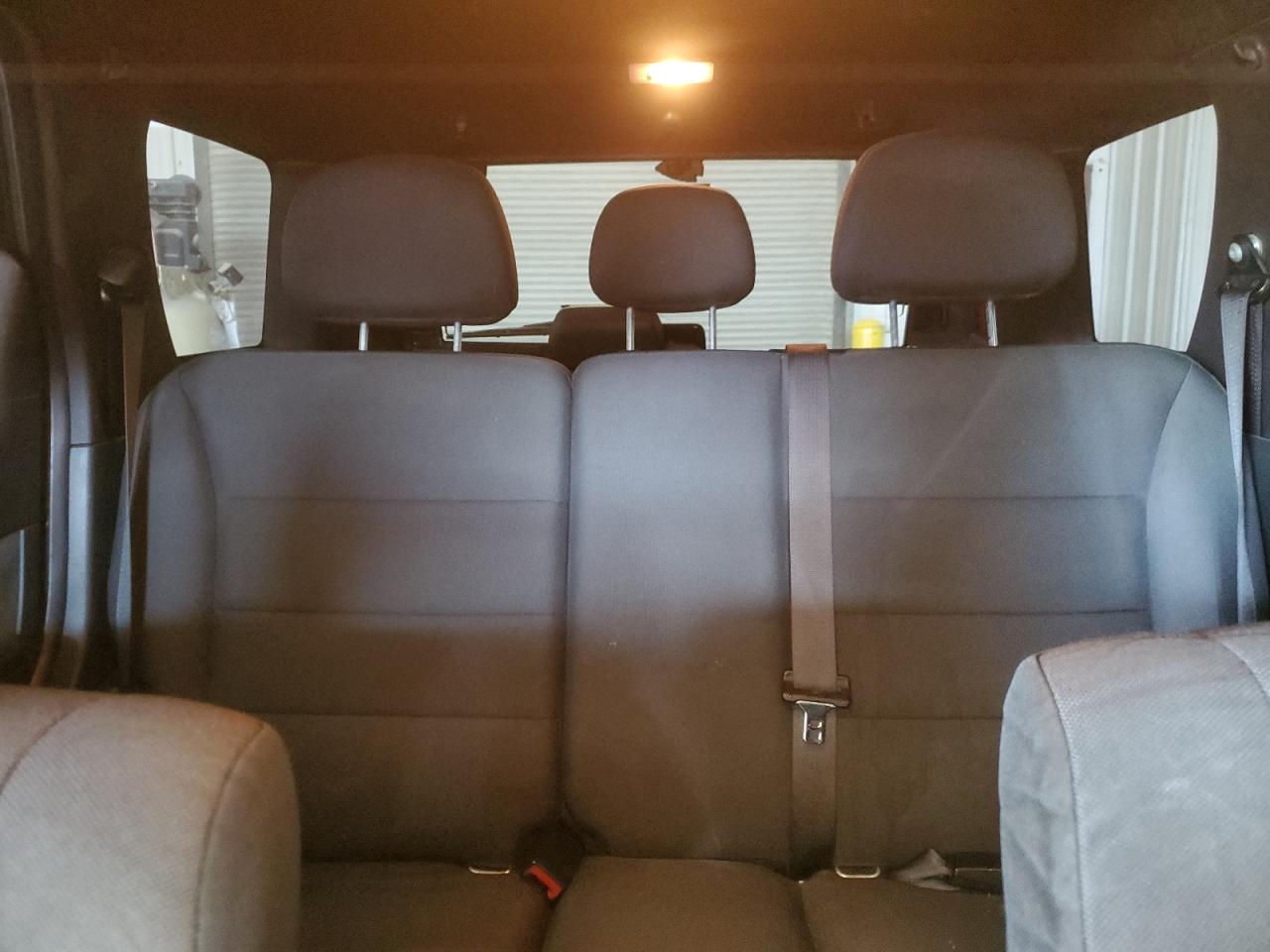 2010 Ford Escape - Image 10