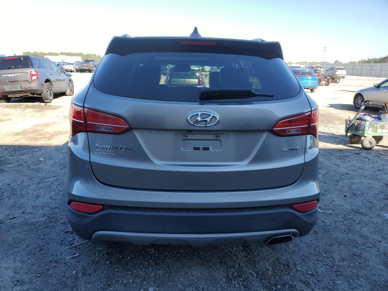 2016 Hyundai Santa Fe - Image 6