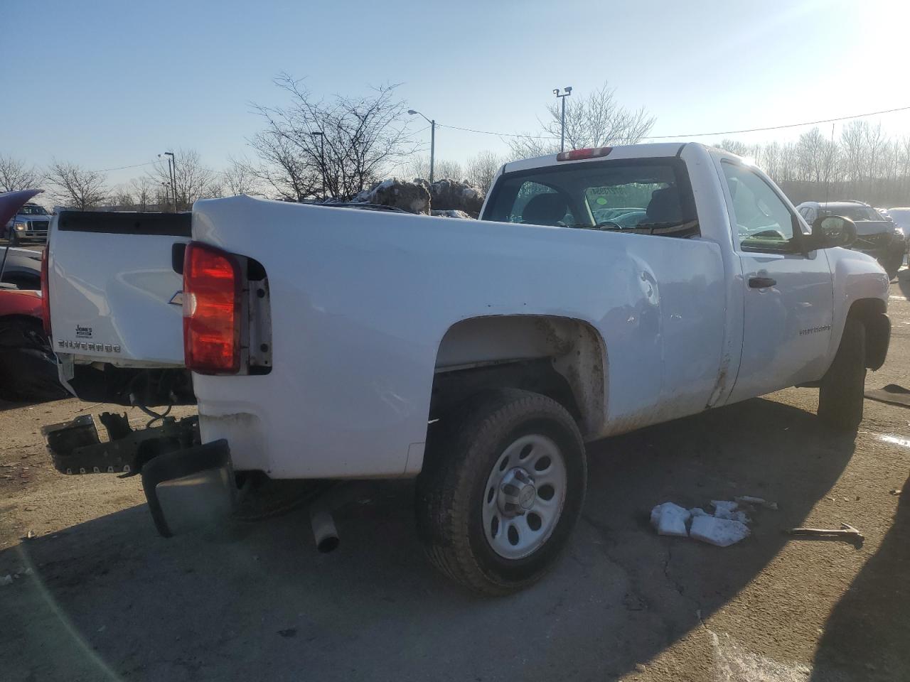 2008 Chevrolet Silverado - Image 3