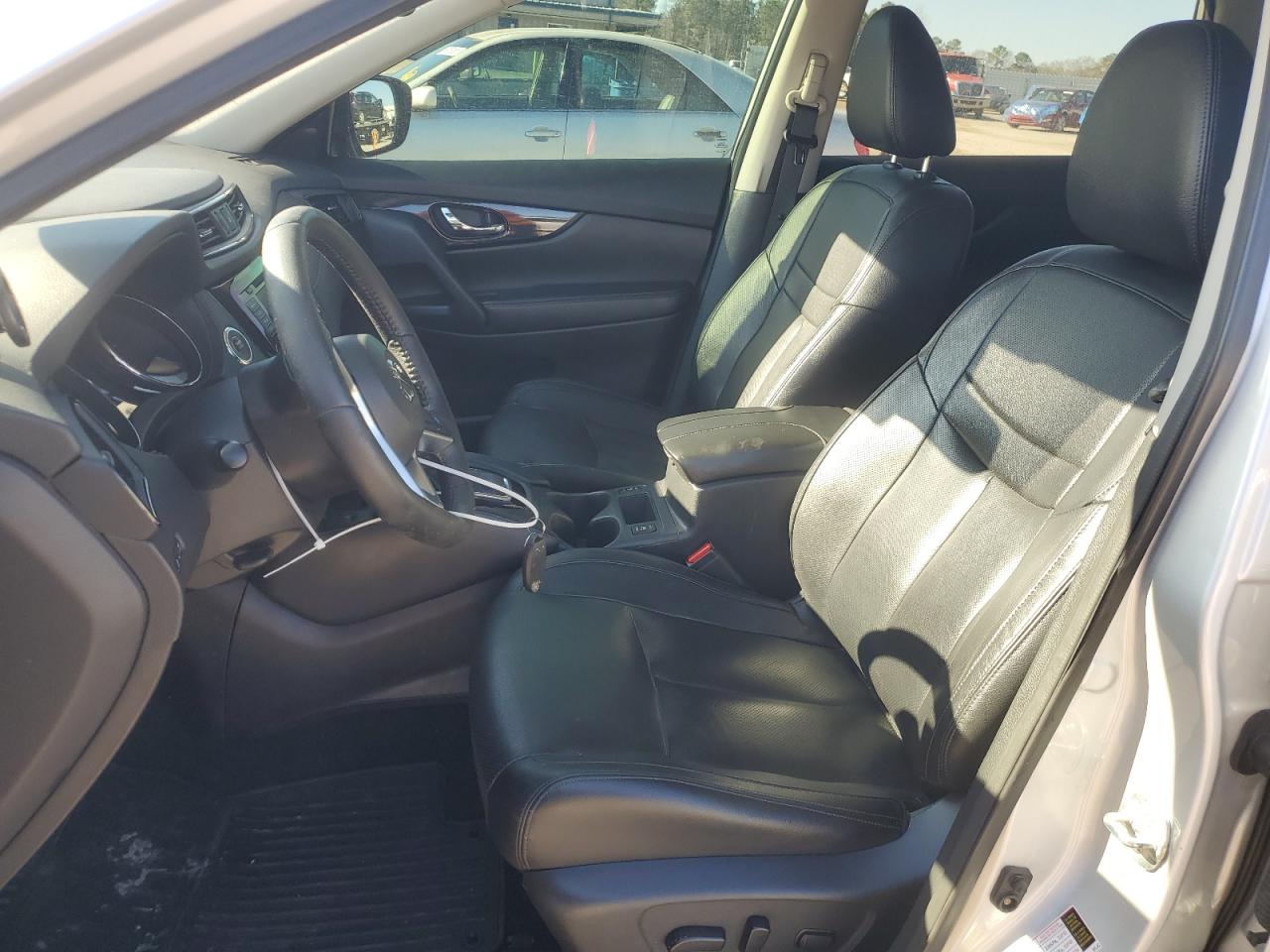 2019 Nissan Rogue - Image 7