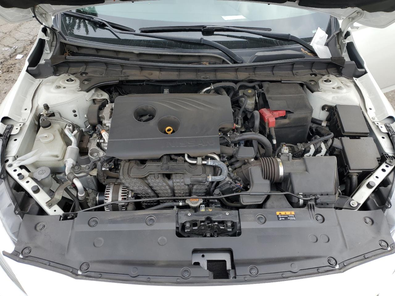 2019 Nissan Altima - Image 13