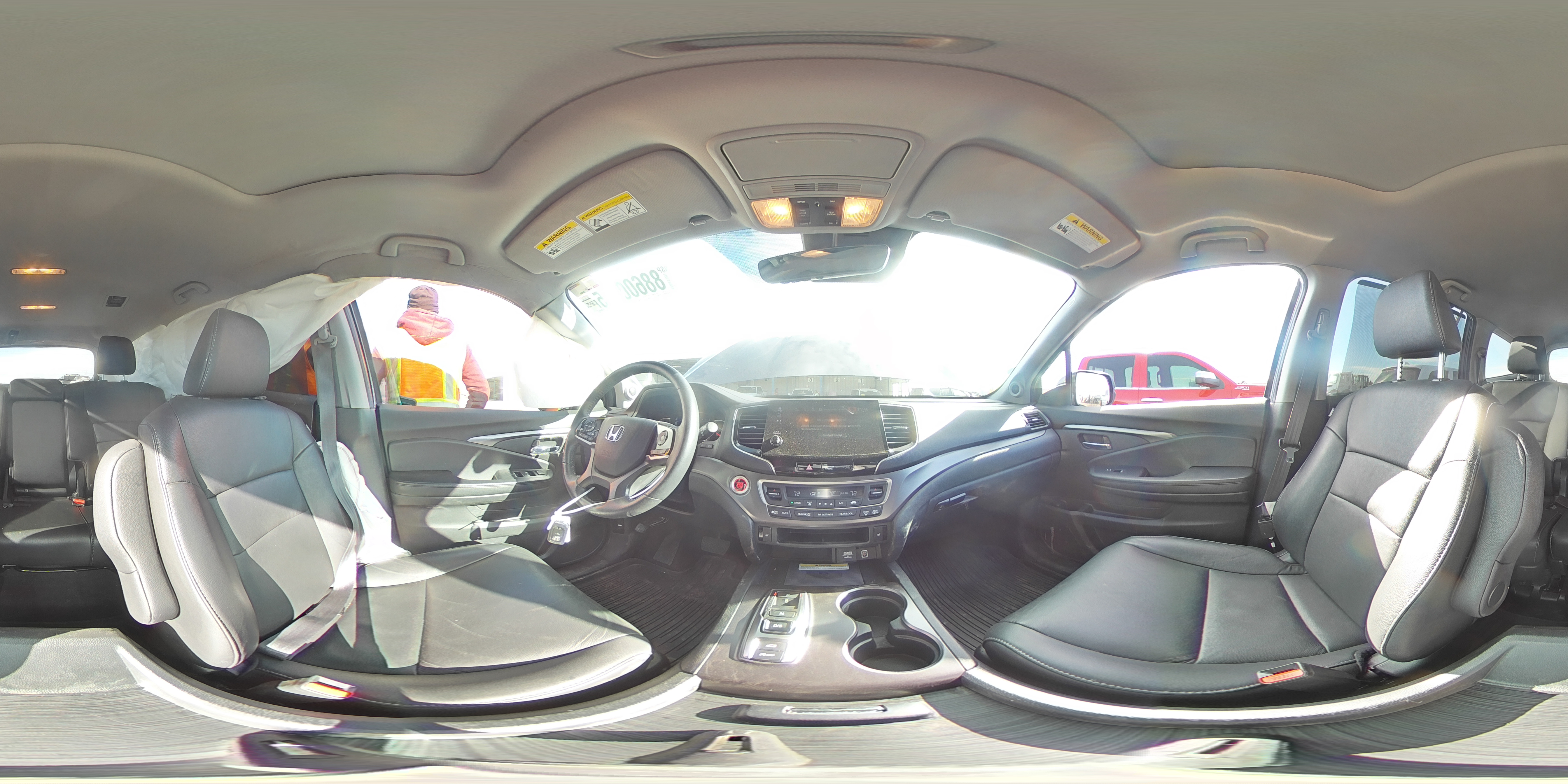 2022 Honda Pilot - Image 14
