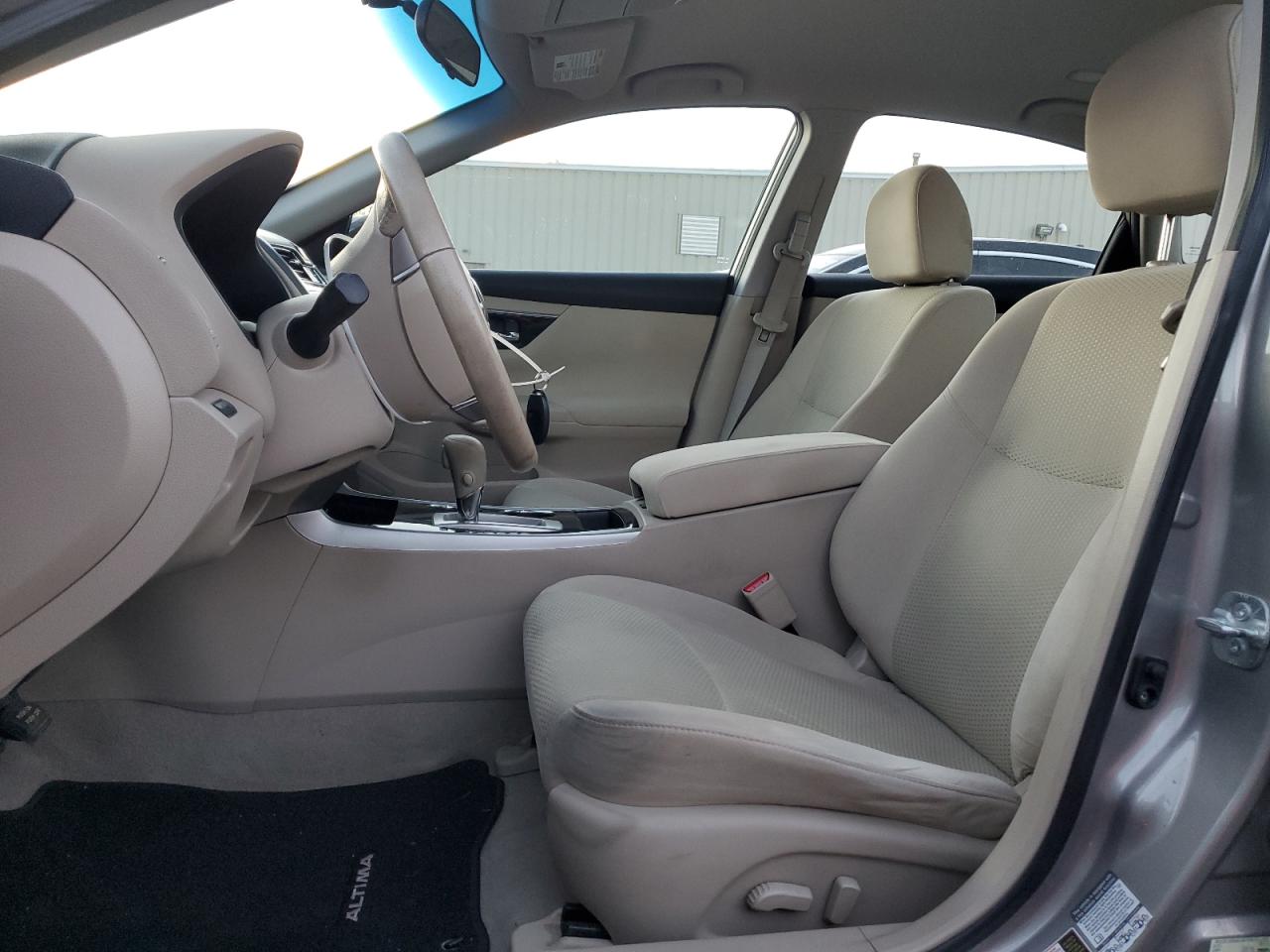 2014 Nissan Altima - Image 7