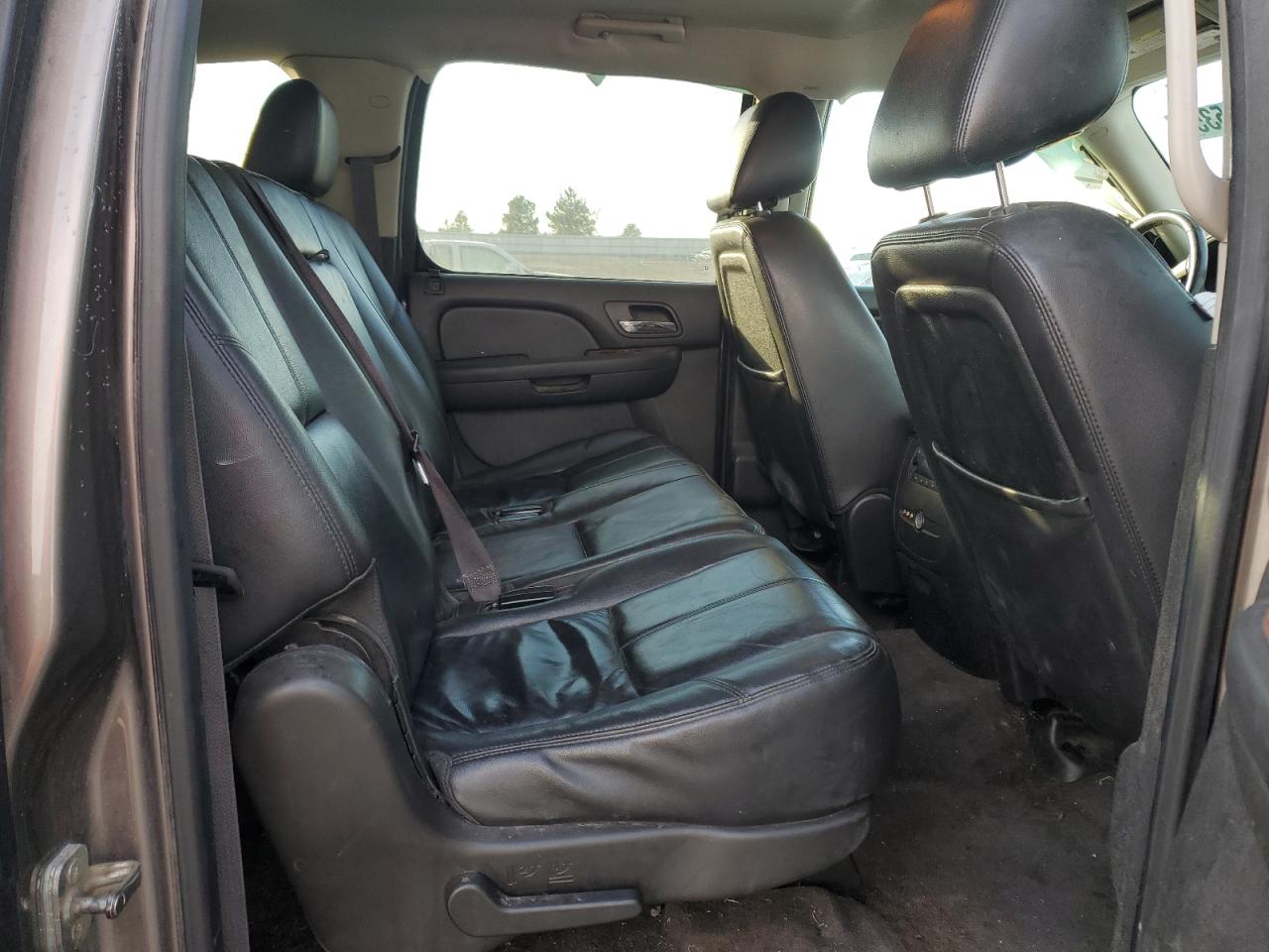 2014 Chevrolet Suburban K1500 Lt VIN: 1GNSKJE71ER240537 Lot: 41891535