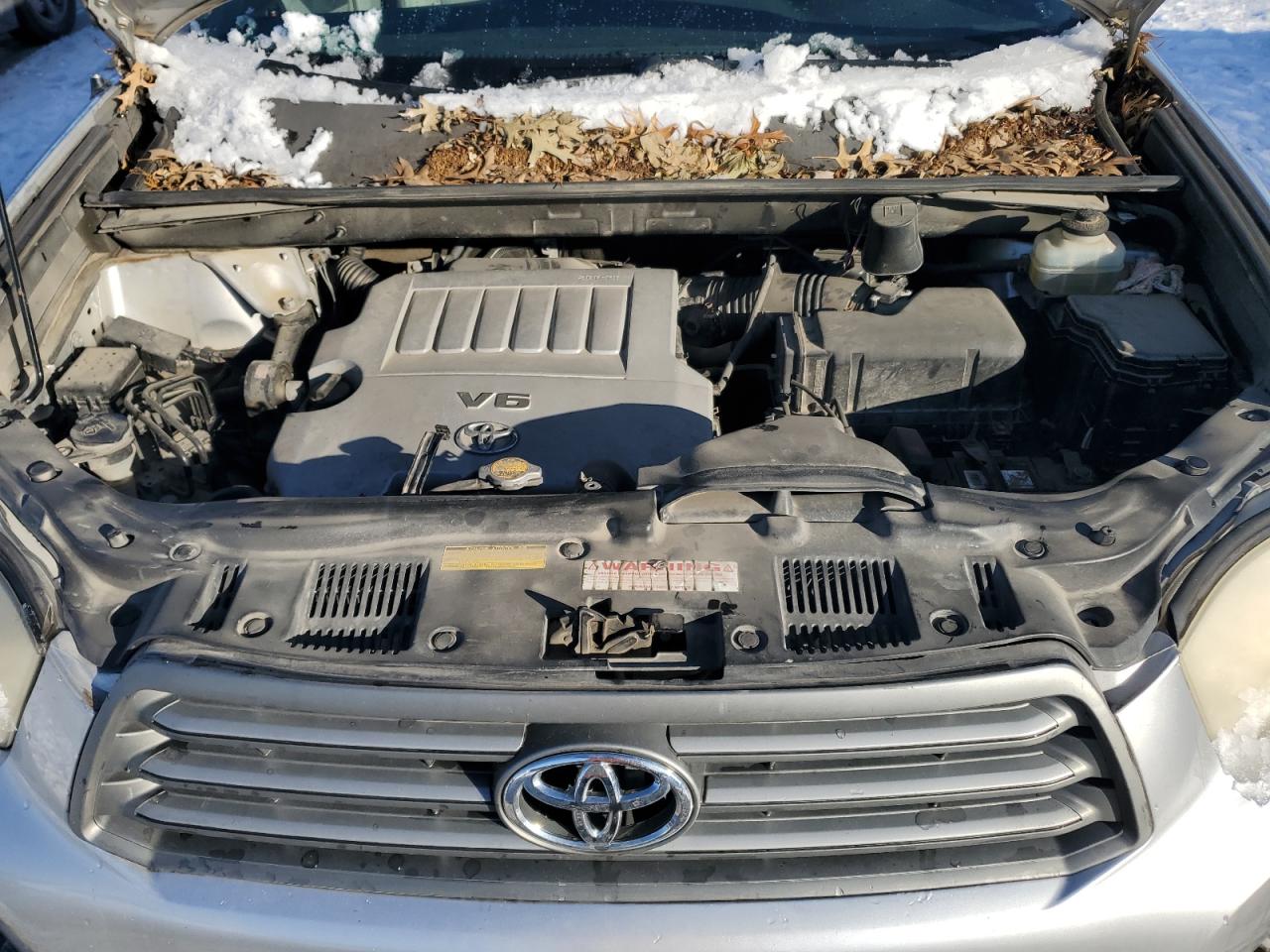 2009 Toyota Highlander - Image 12