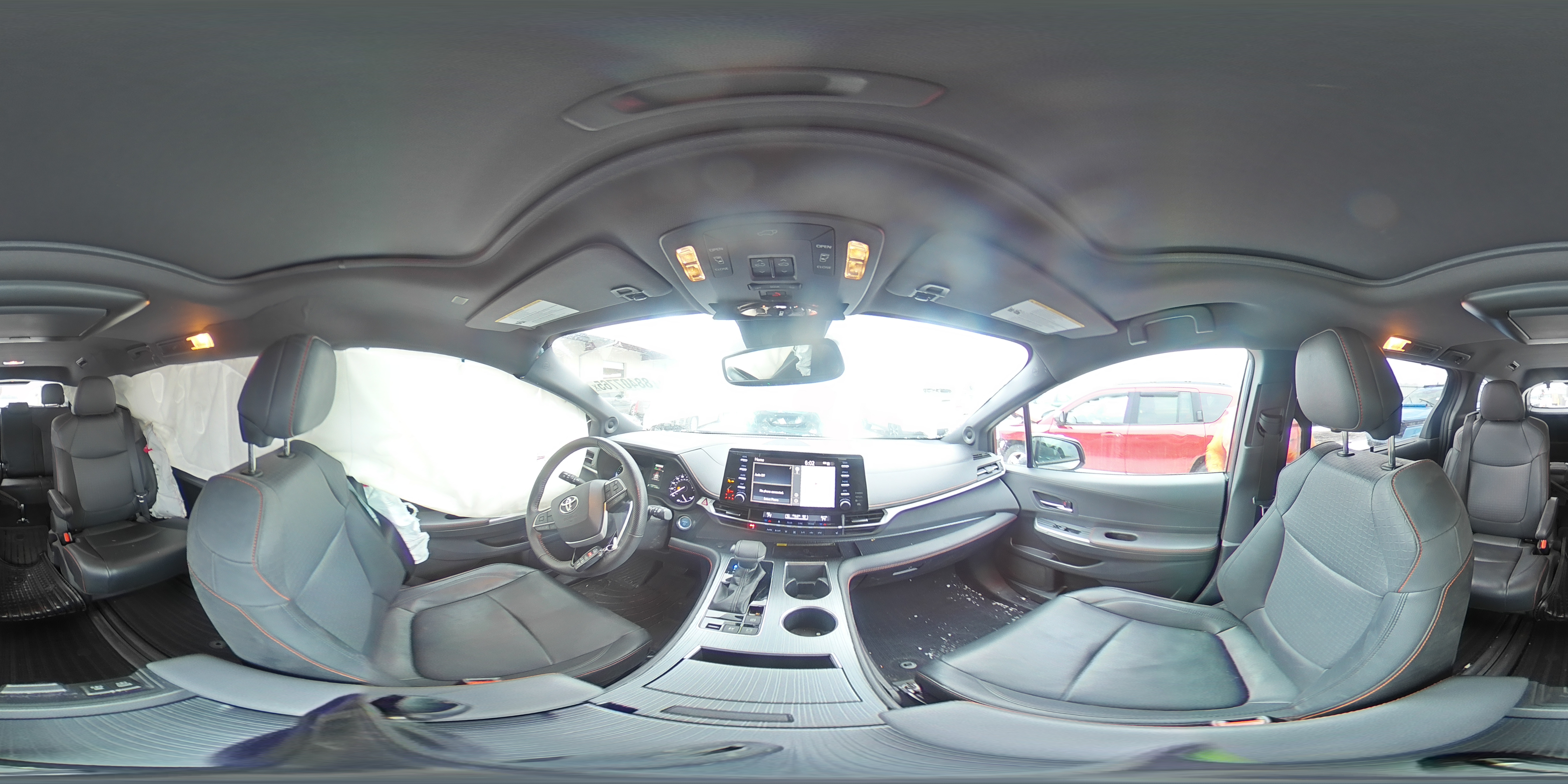 2022 Toyota Sienna - Image 13