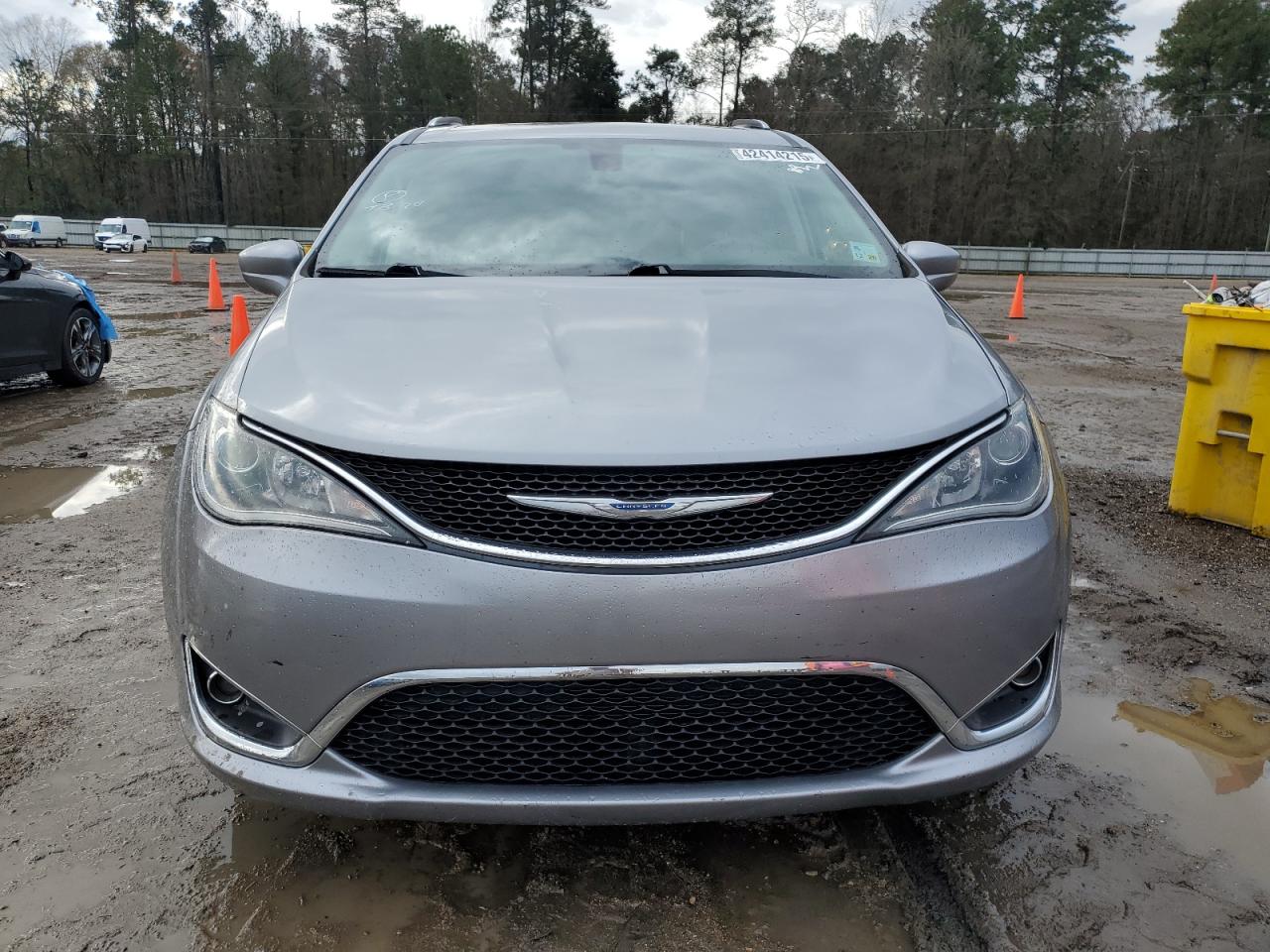 2018 Chrysler Pacifica - Image 5