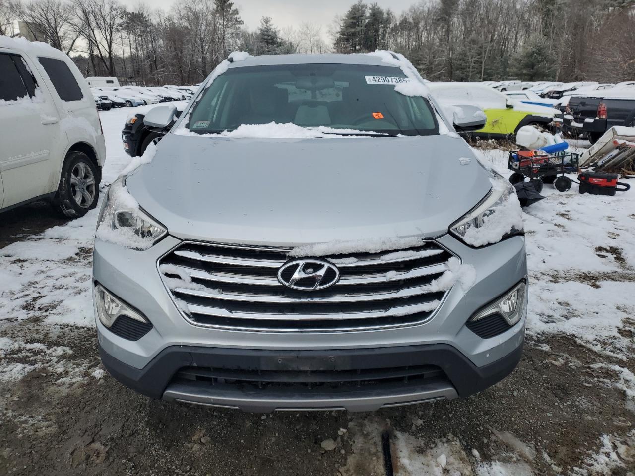 2015 Hyundai Santa Fe - Image 5