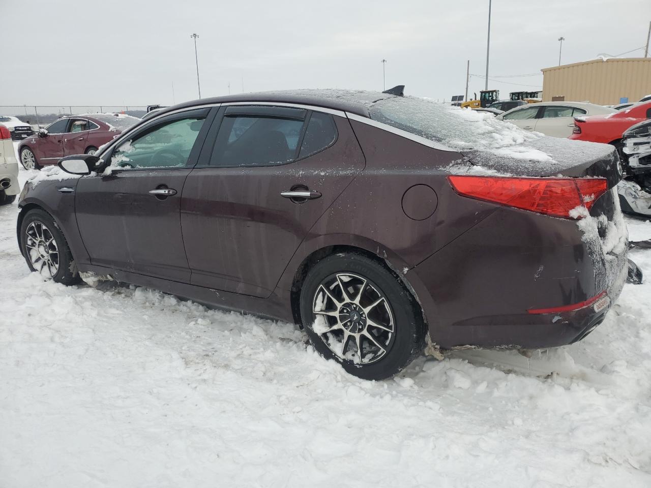 VIN 5XXGN4A7XDG218132 2013 KIA OPTIMA no.2