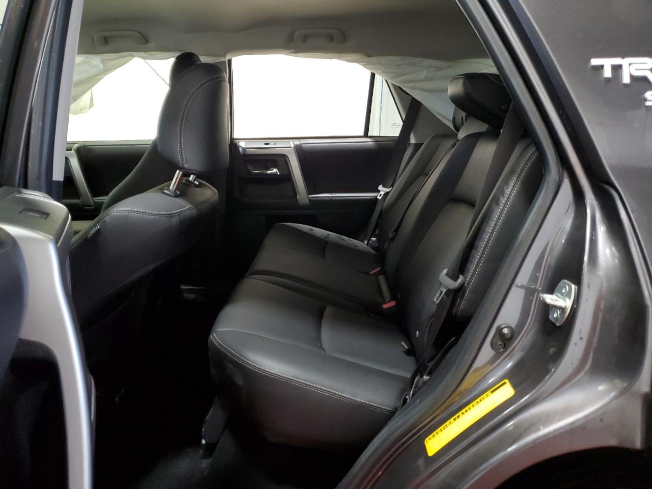 2022 Toyota 4Runner - Image 11