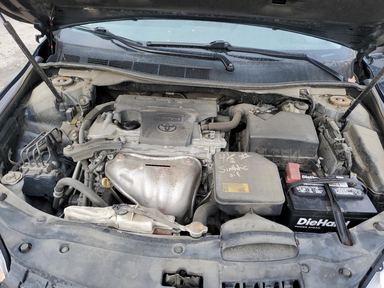 2015 Toyota Camry - Image 11