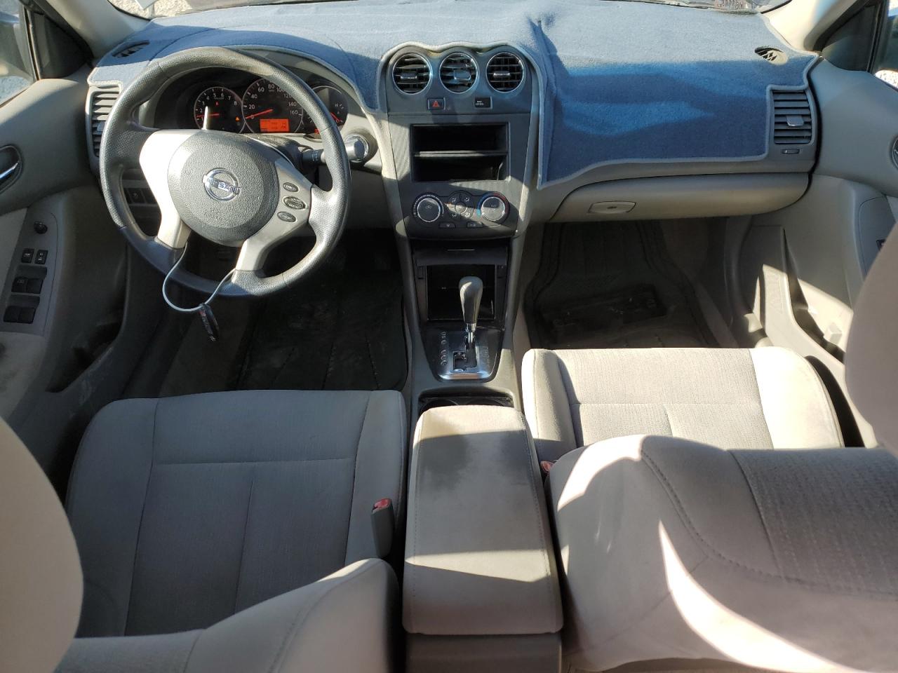 2012 Nissan Altima - Image 8