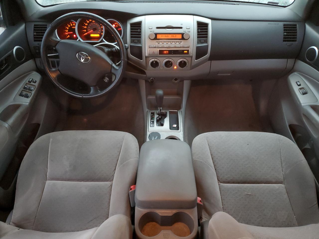 2005 Toyota Tacoma - Image 8