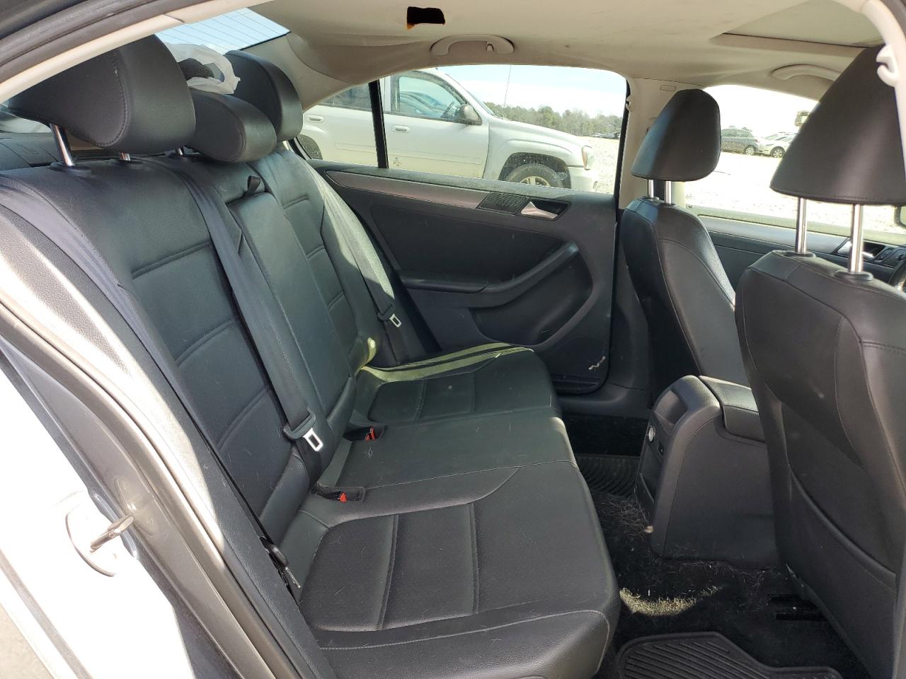 2014 Volkswagen Jetta - Image 10