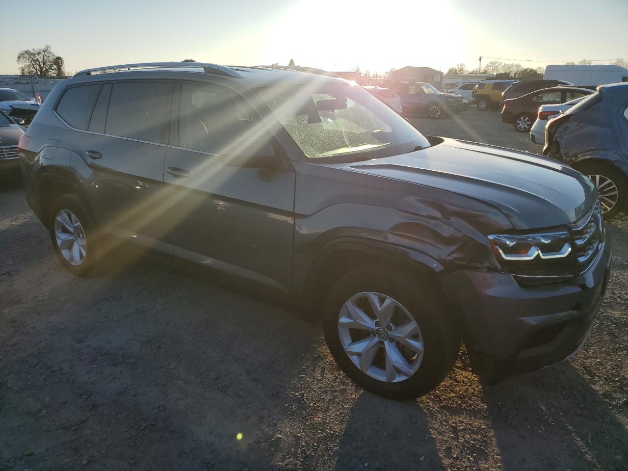 2018 Volkswagen Atlas - Image 4
