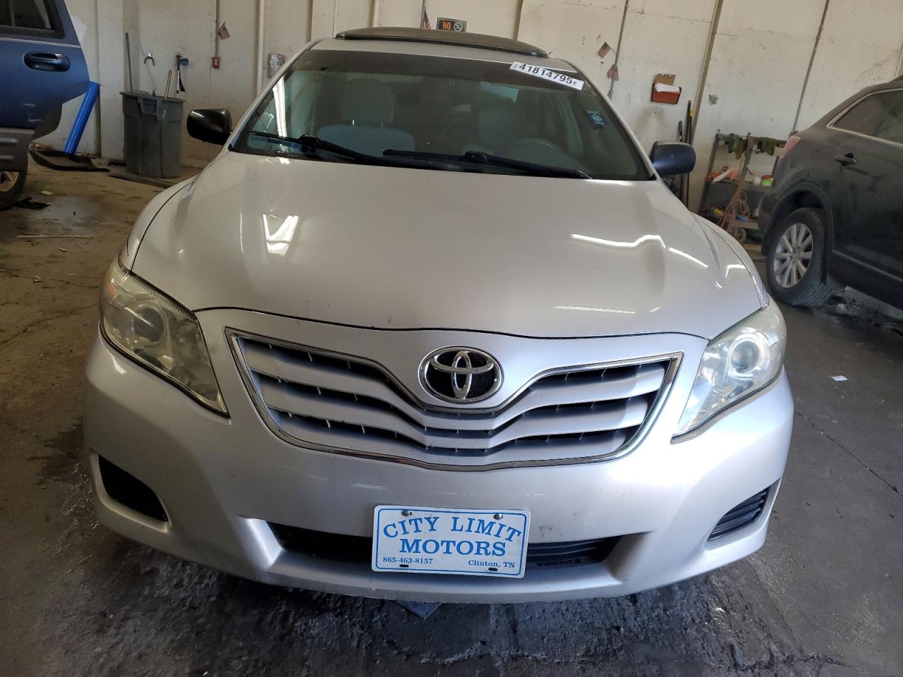 2011 Toyota Camry - Image 5
