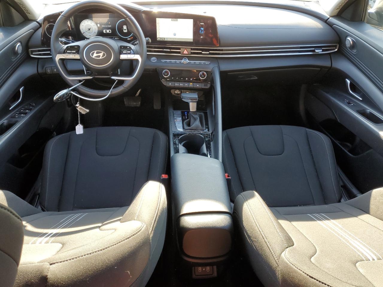 2024 Hyundai Elantra - Image 8
