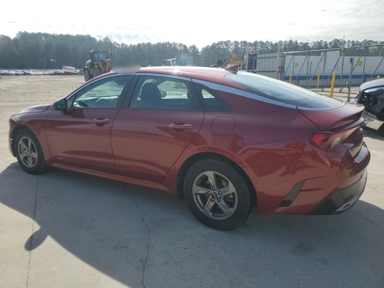 2022 Kia K5 - Image 2