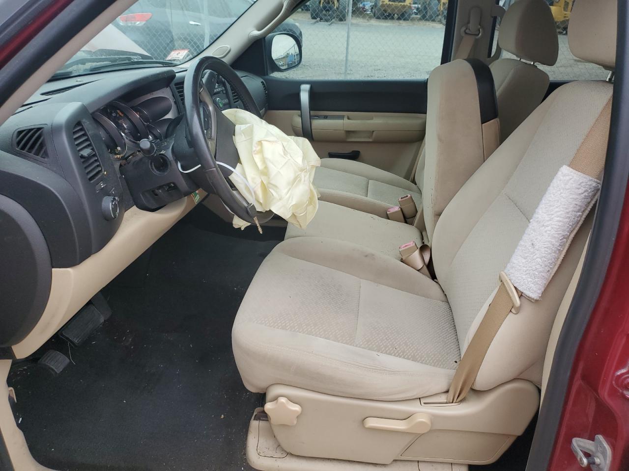 2007 Chevrolet Silverado - Image 7