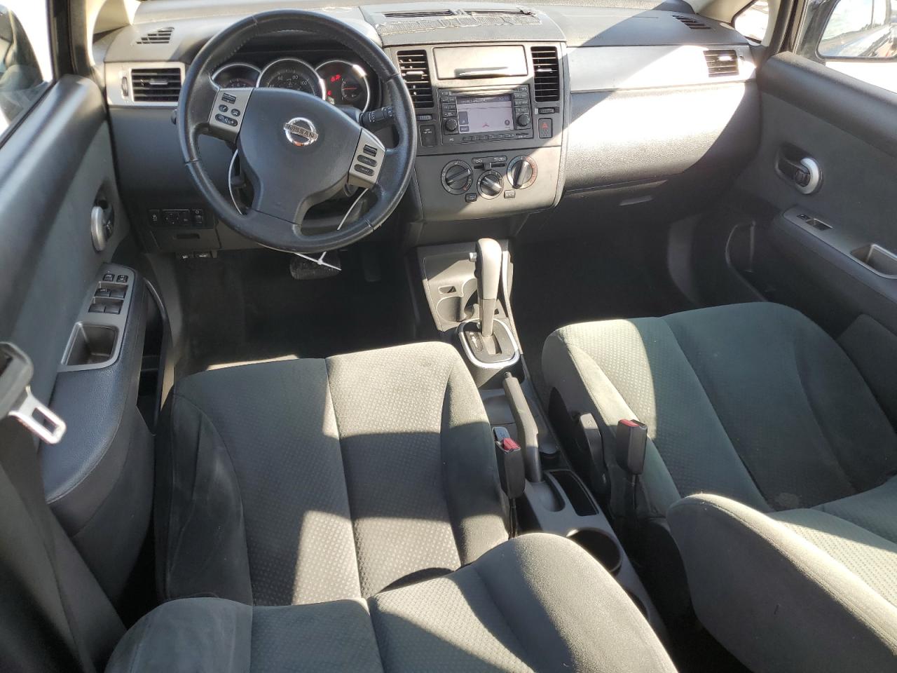 2012 Nissan Versa - Image 8