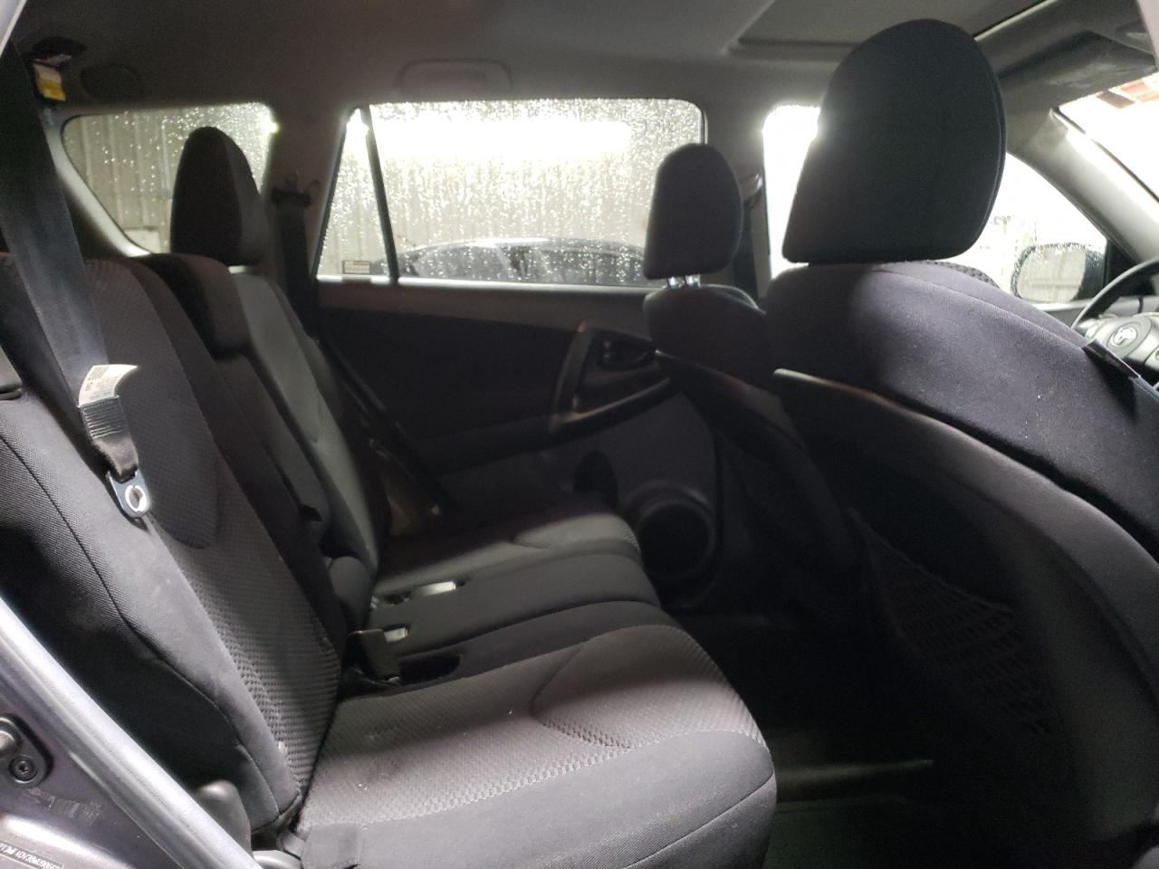2011 Toyota RAV 4 - Image 10