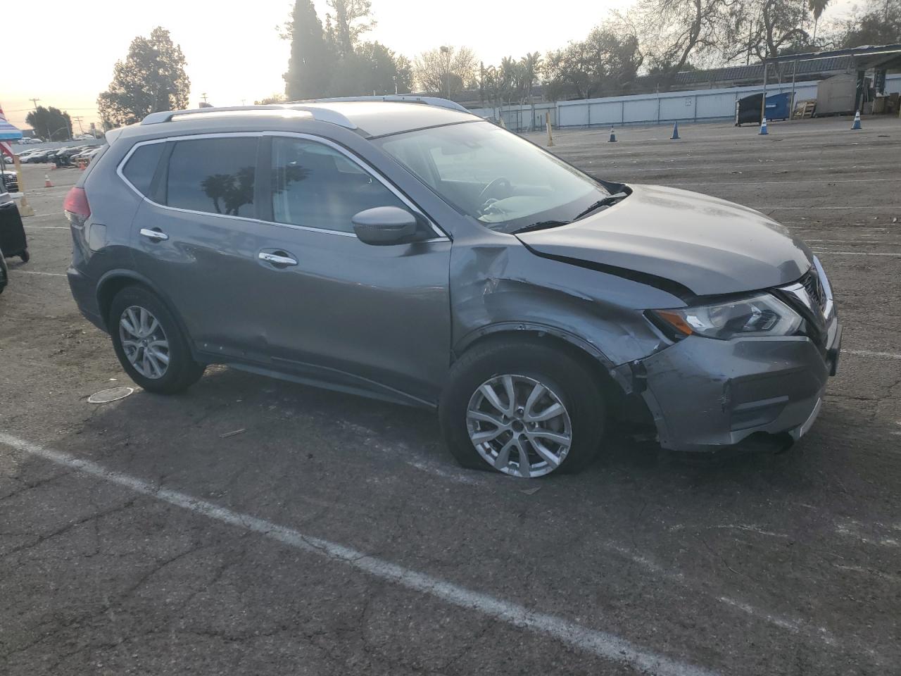 2019 Nissan Rogue - Image 4