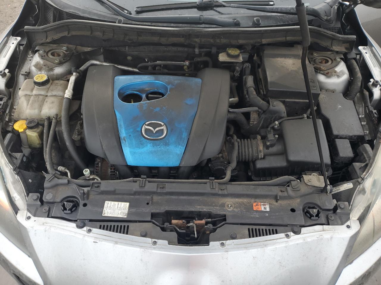 2012 Mazda 3 - Image 12
