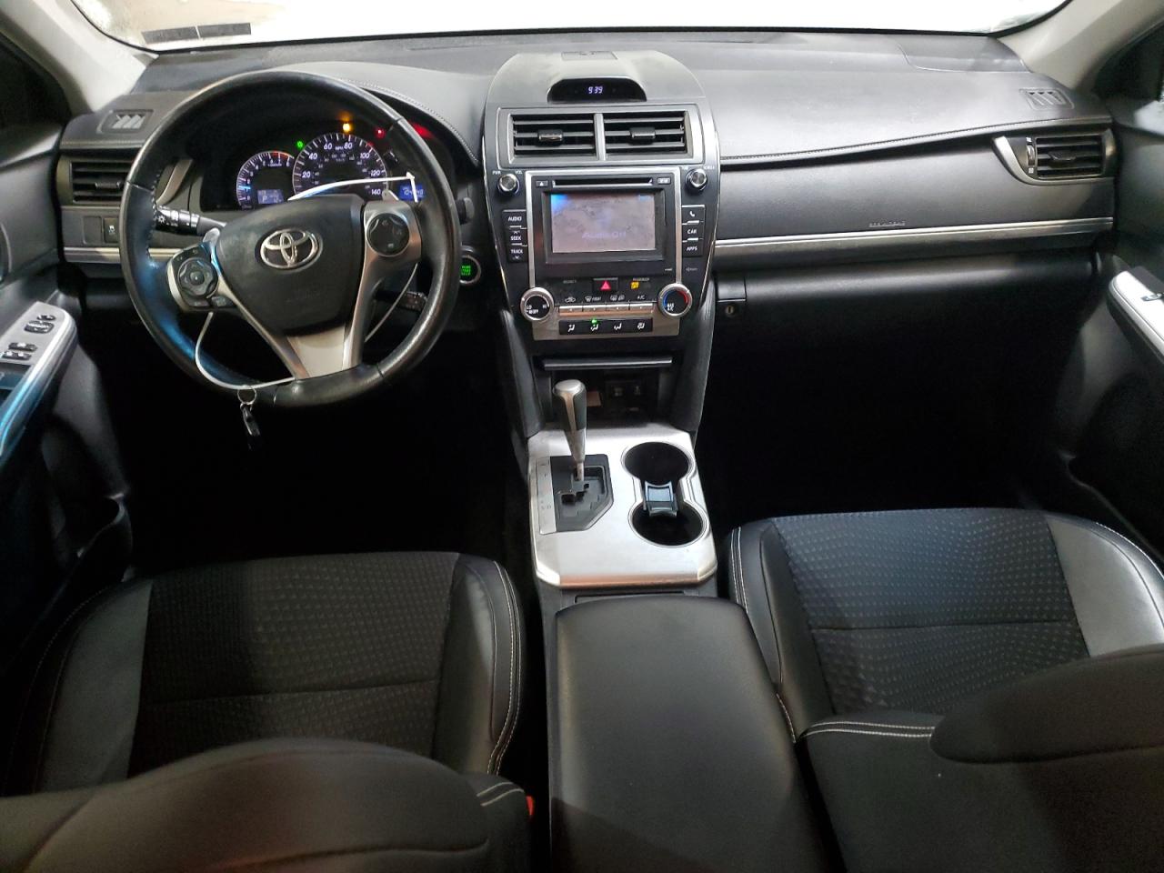 2012 Toyota Camry - Image 8