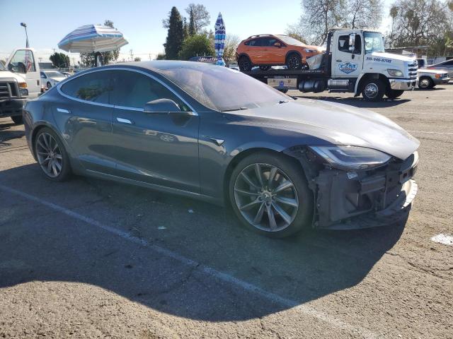  TESLA MODEL S 2020 Серебристый