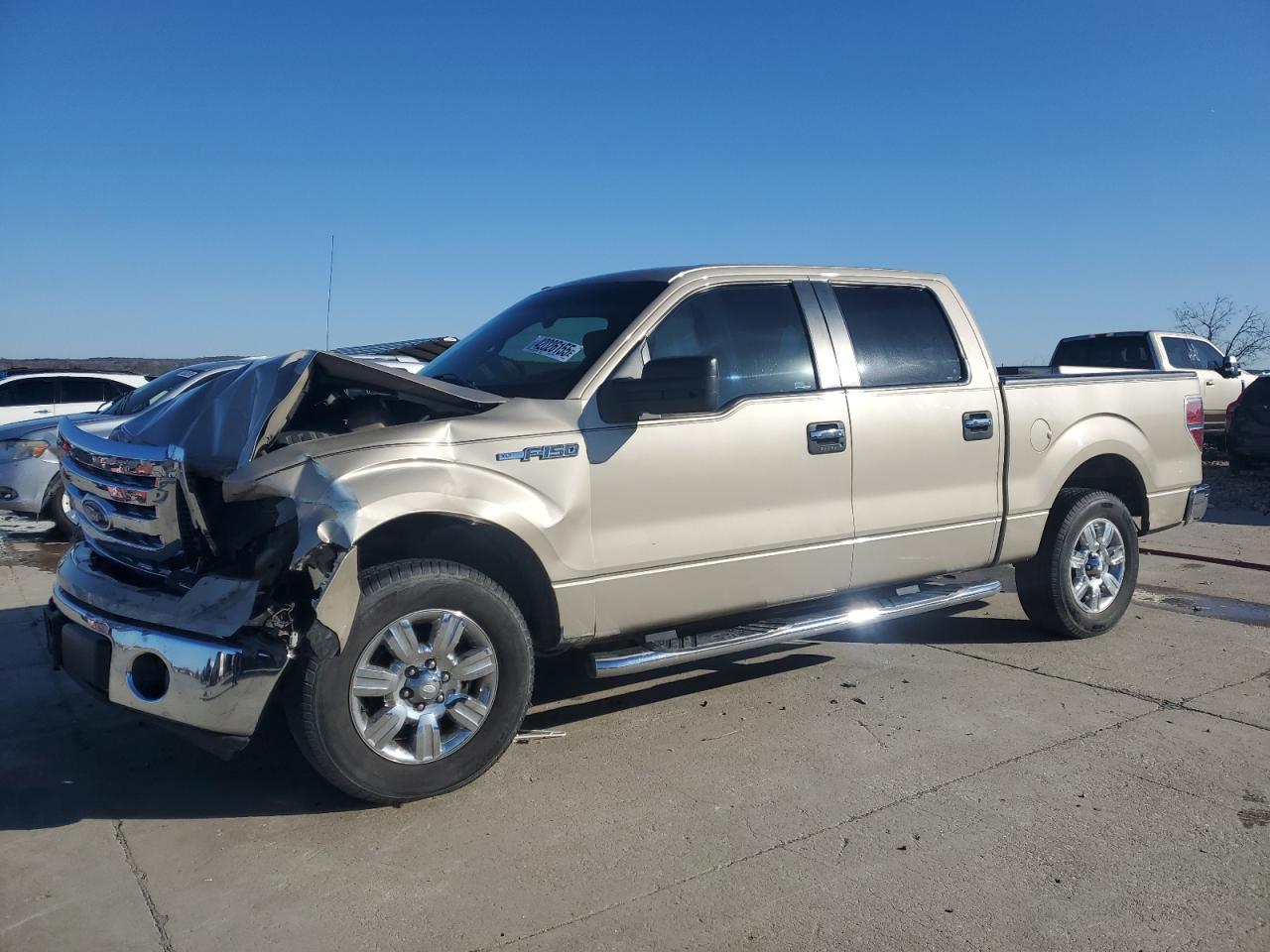 2009 Ford F150 Supercrew იყიდება Grand Prairie-ში, TX - Front End