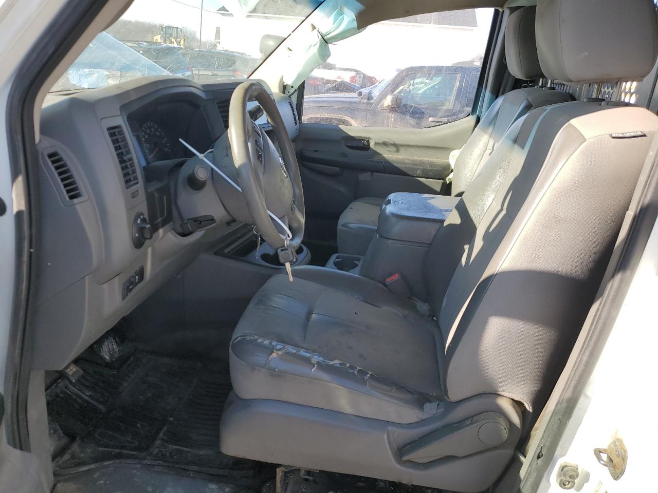 2017 Nissan NV - Image 7