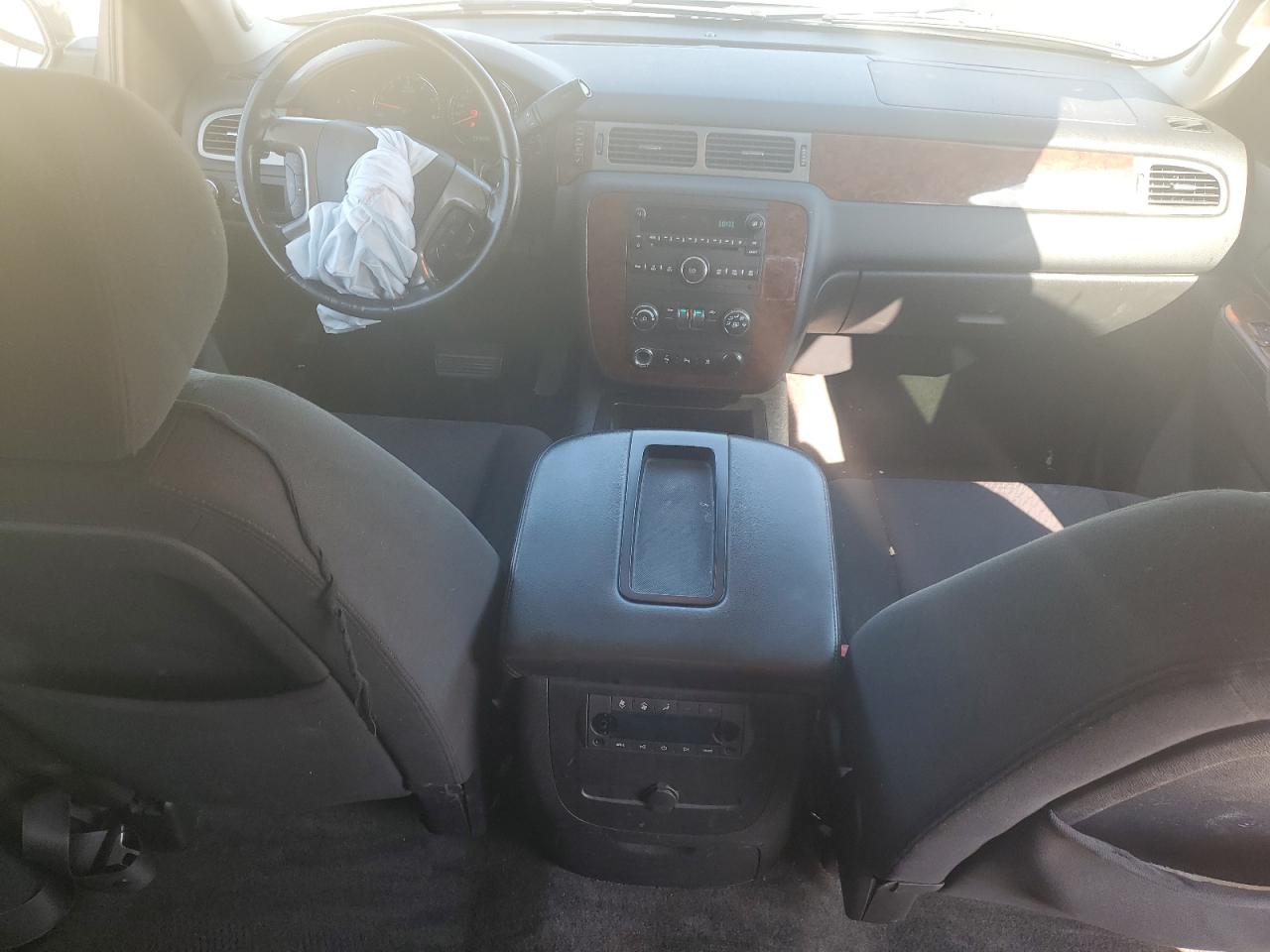2011 Chevrolet Tahoe - Image 8