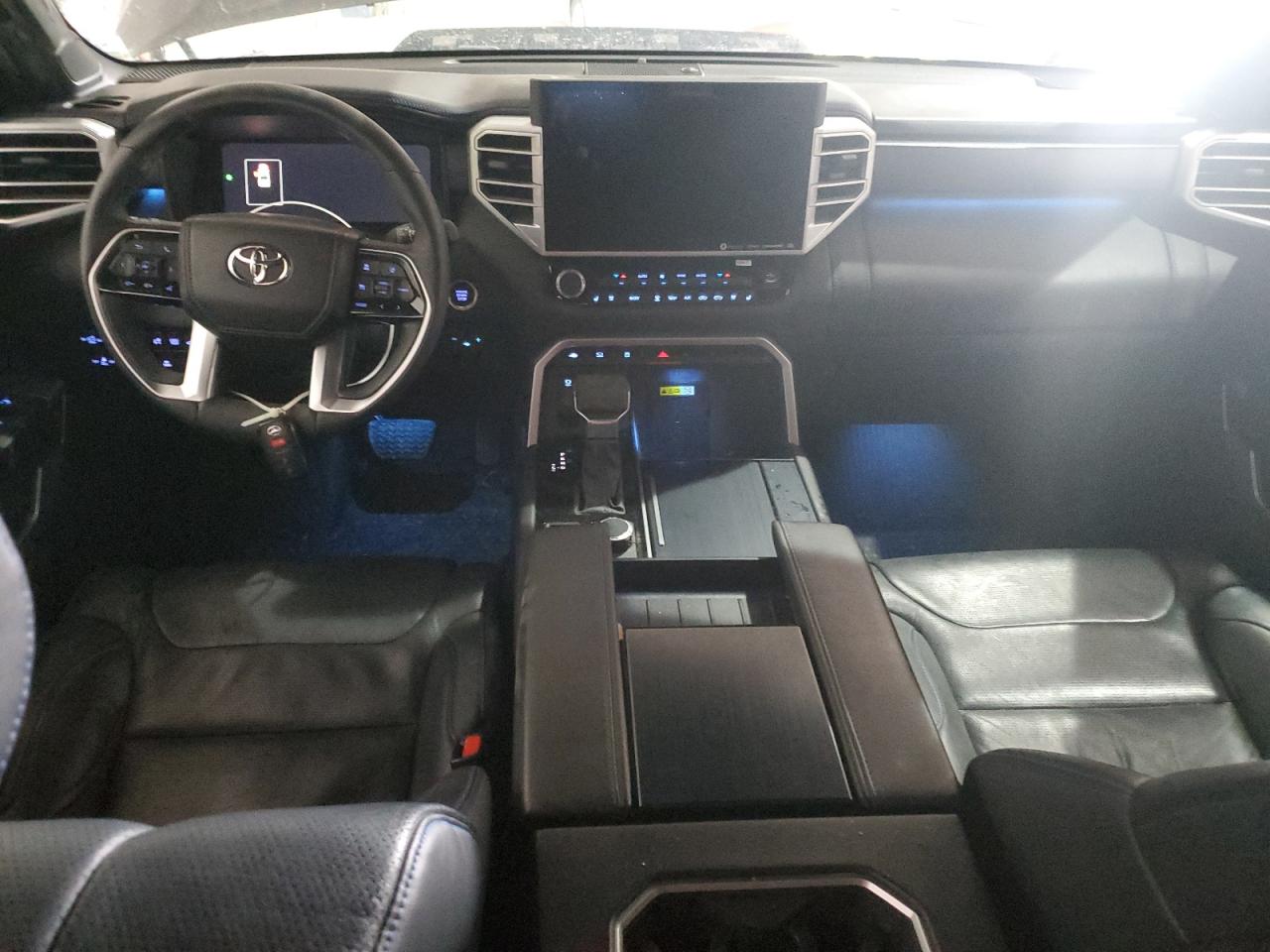 2023 Toyota Tundra - Image 8