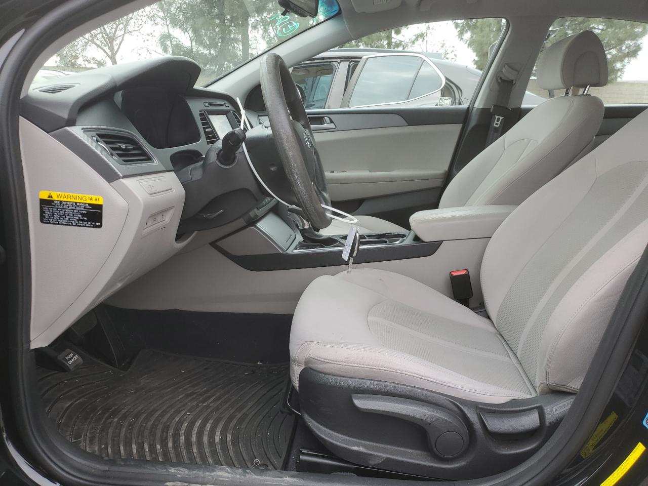 2017 Hyundai Sonata - Image 7