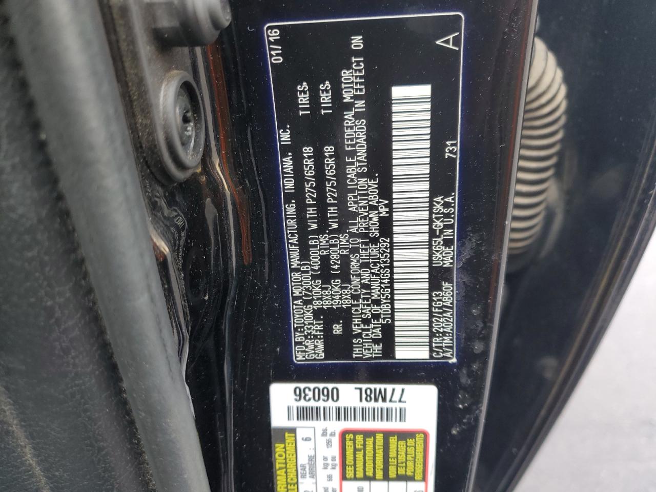 2016 Toyota Sequoia - Image 13