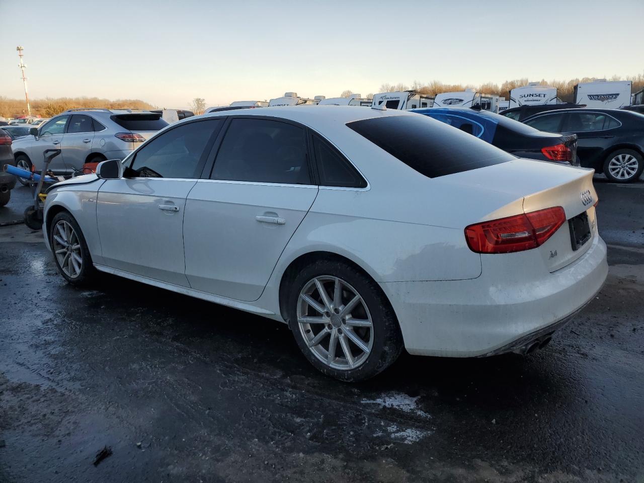 2016 Audi A4 - Image 2
