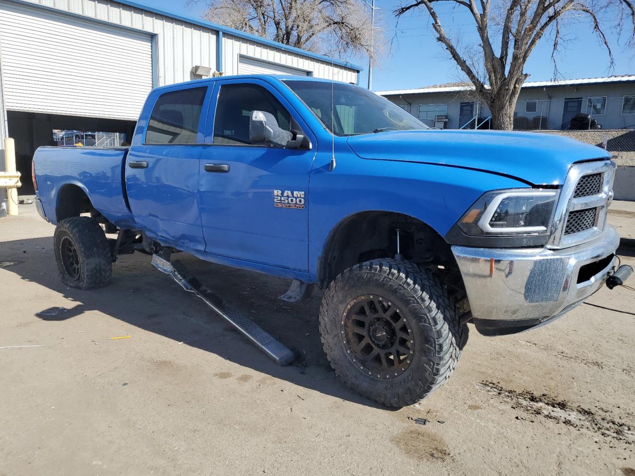 2015 RAM 2500 - Image 4