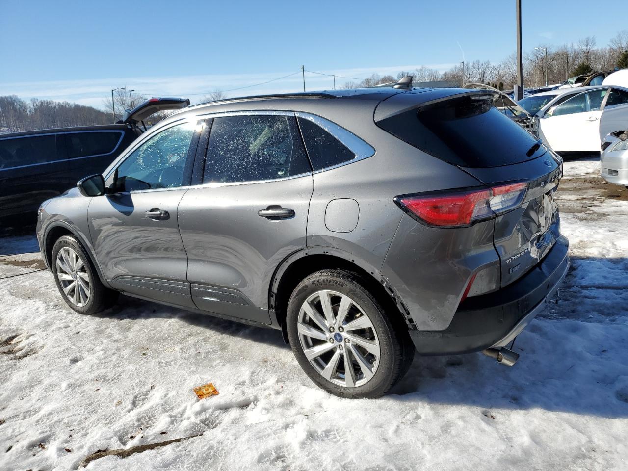2022 Ford Escape - Image 2