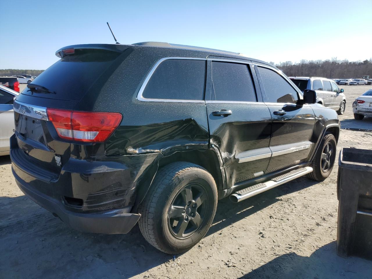 2012 Jeep Grand Cherokee - Image 3