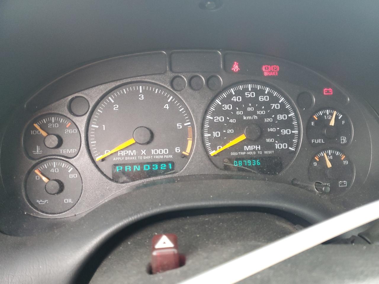 2001 Chevrolet S-10 Pickup - Image 9