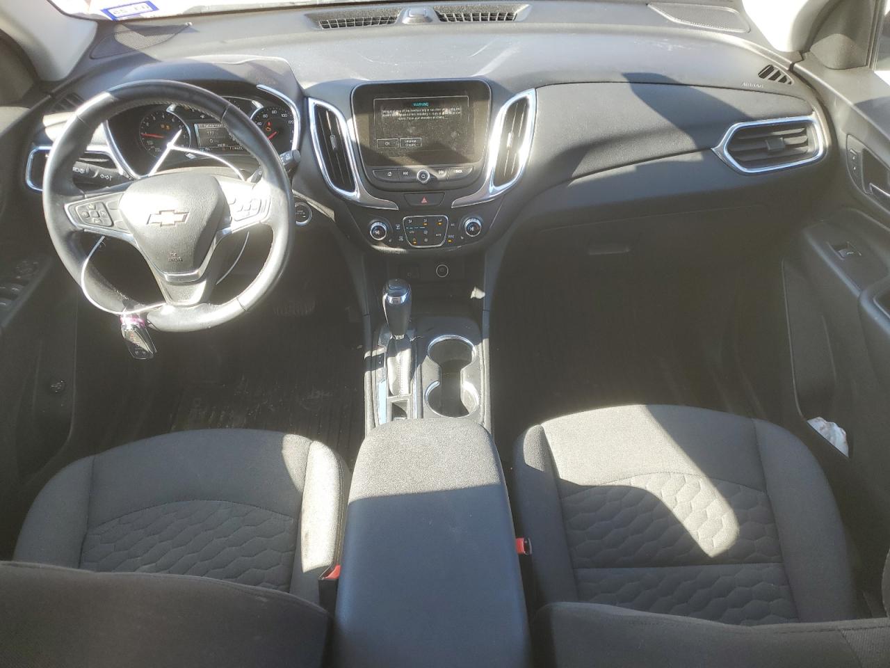 2018 Chevrolet Equinox - Image 8