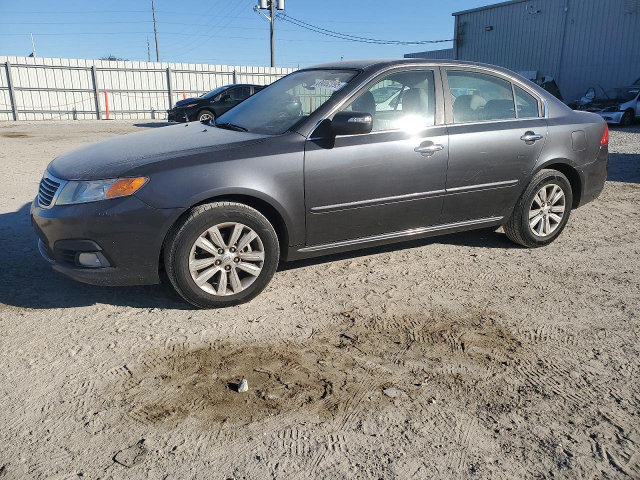 2010 Kia Optima - Image 1