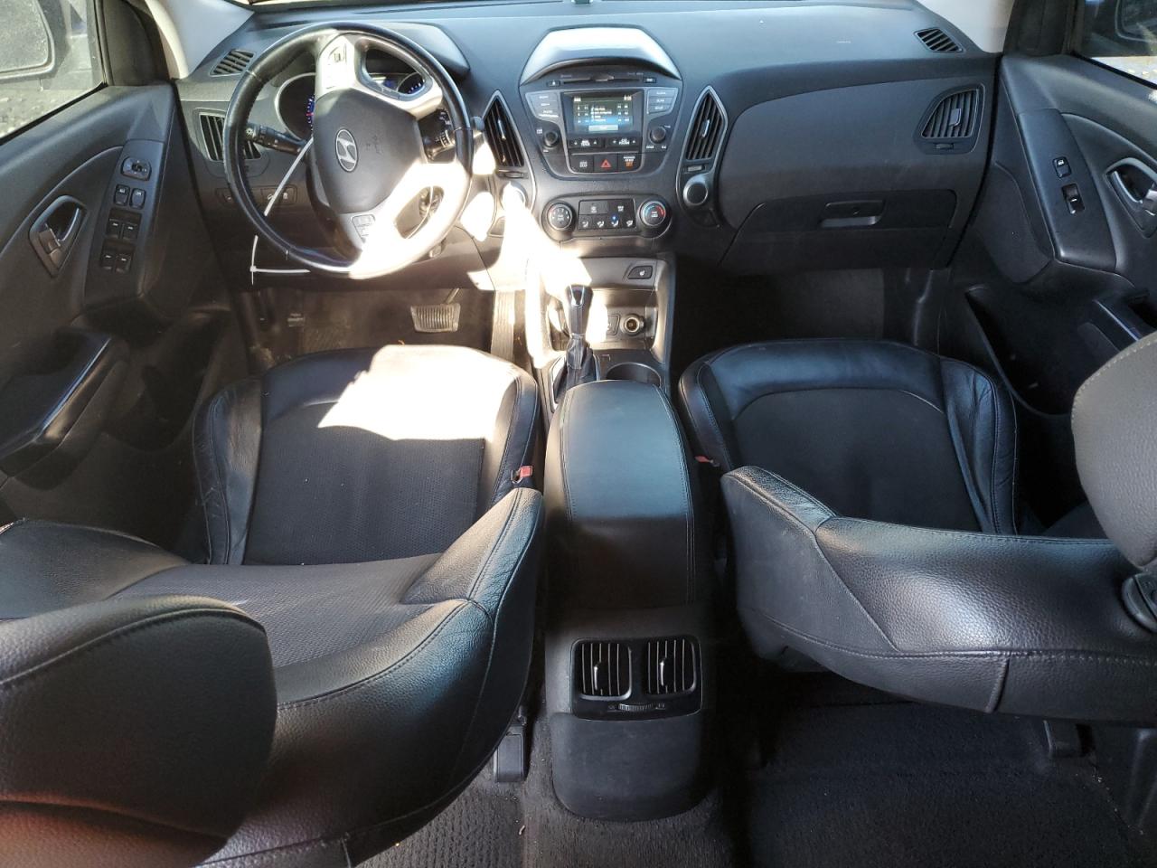 2015 Hyundai Tucson - Image 8