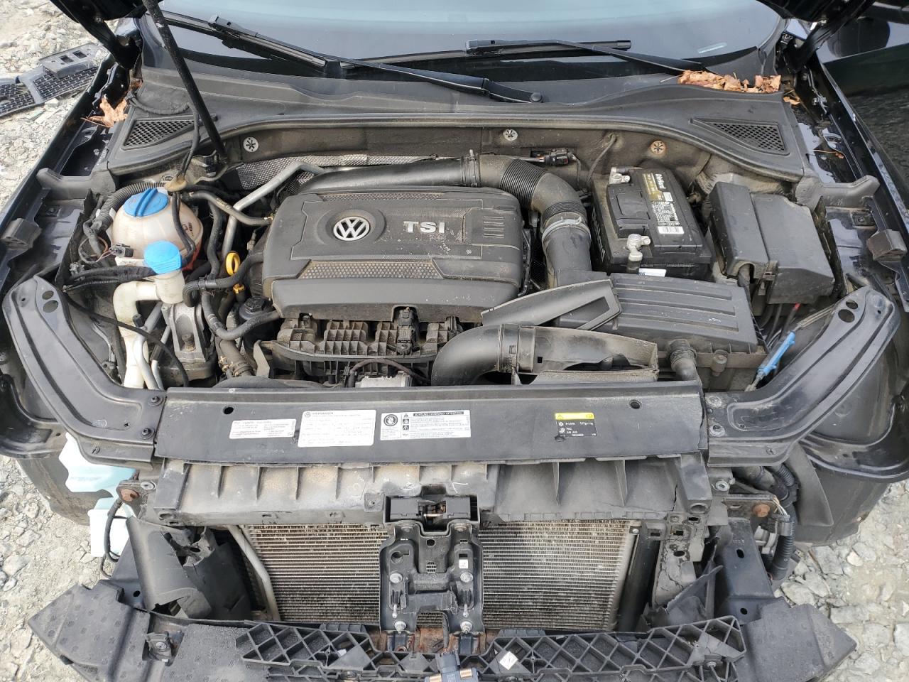 2017 Volkswagen Passat - Image 11