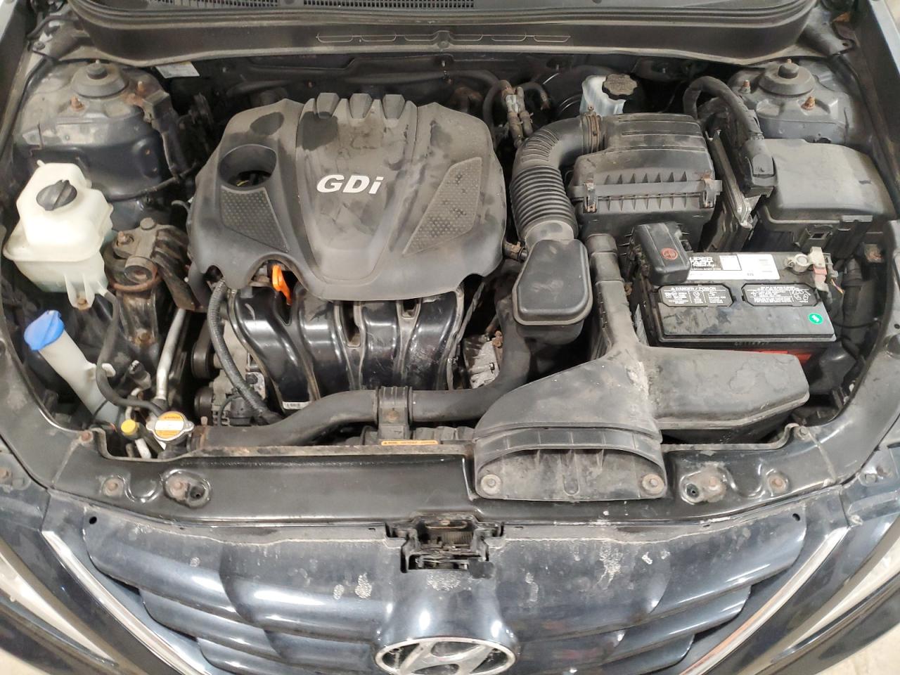 2011 Hyundai Sonata - Image 11