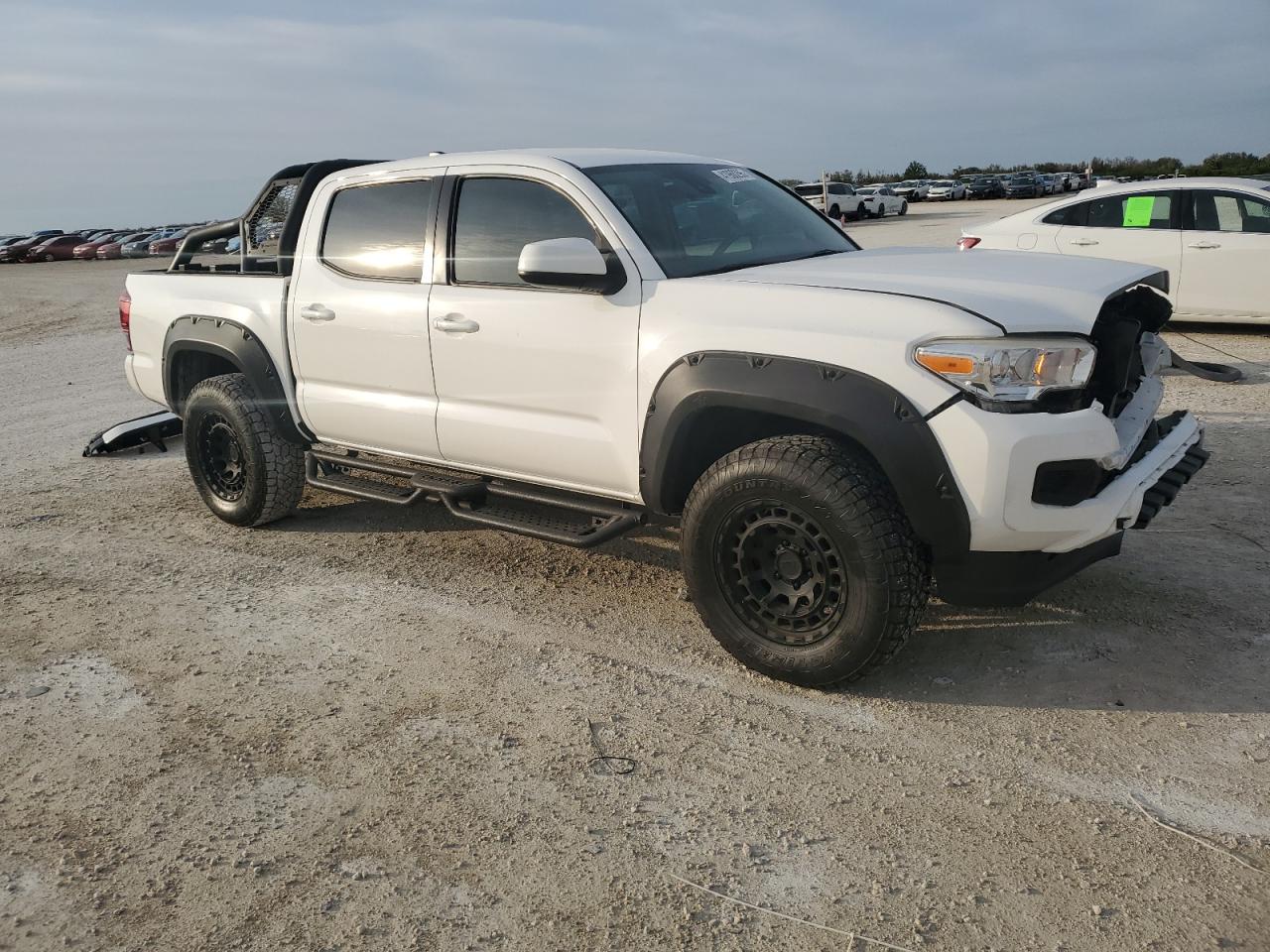 2020 Toyota Tacoma - Image 4