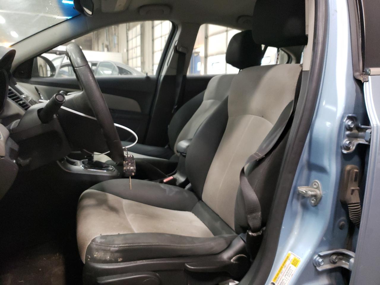2011 Chevrolet Cruze - Image 7